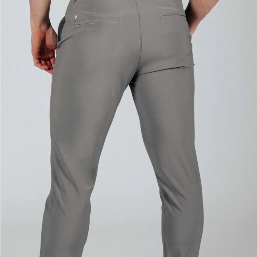 Primo Golf Men's Stylish Gray Joggers Size 28 Inseam 29